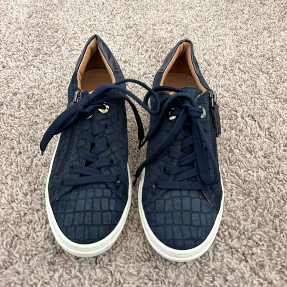 Ron White Water-Resistant Croc Embossed Black Leather Sneaker Women 36 (USA 5.5)